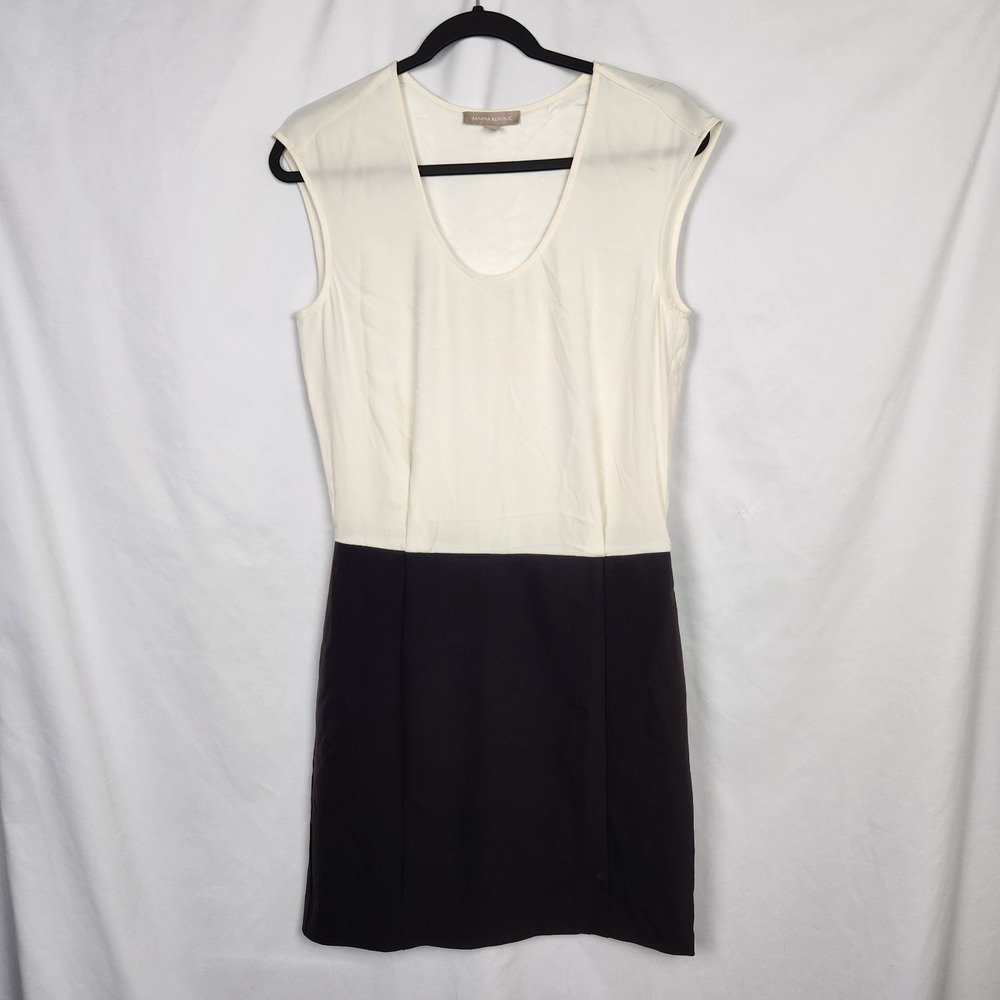 Banana Republic Women's Sheath Dress Size 10 Black & White‎ Scoop Neck Zip Skirt